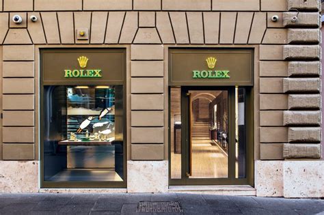 inaugurazione rolex via condotti|La boutique Rolex di Roma conquista la stampa .